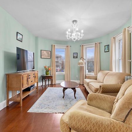 Bright & Spacious 2Br Apartment, Mins From Downtown Boston, Parking Zewnętrze zdjęcie