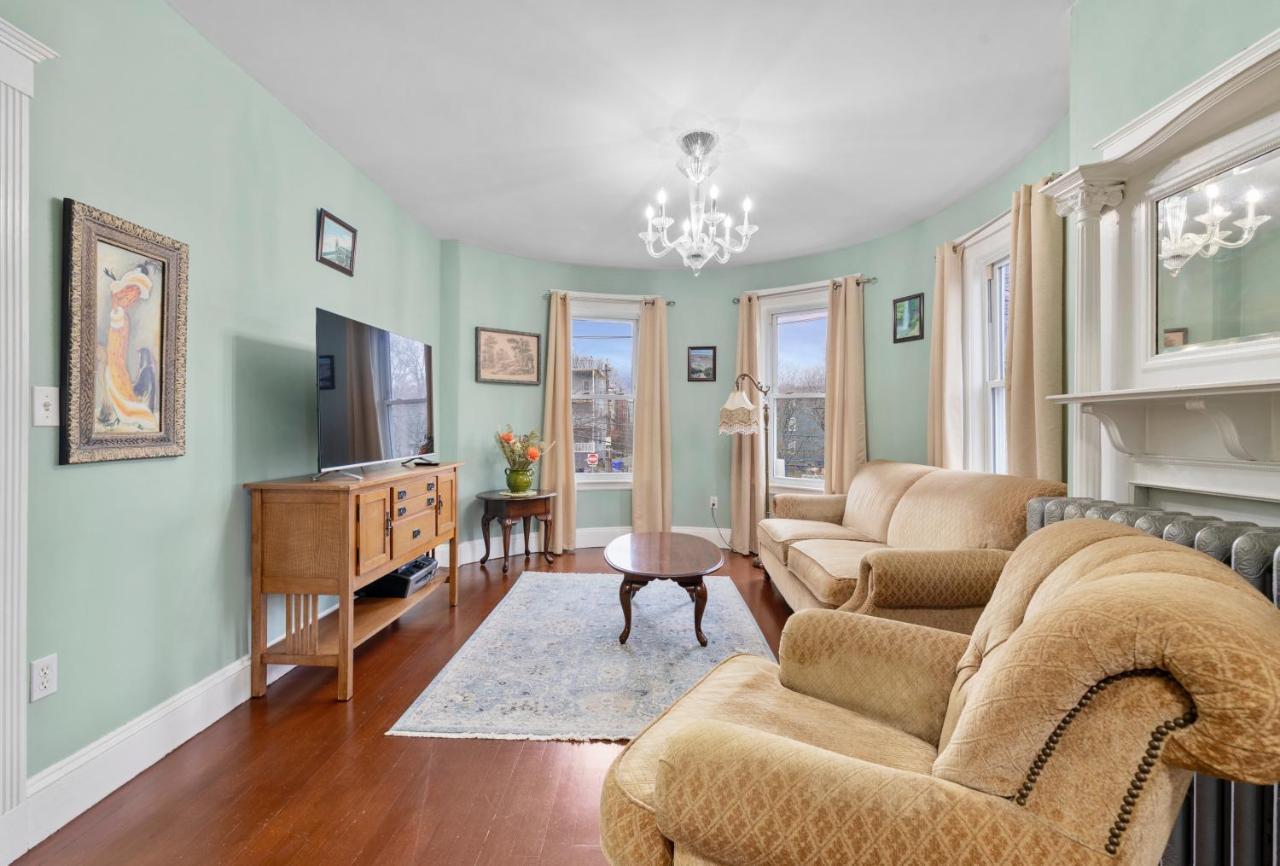 Bright & Spacious 2Br Apartment, Mins From Downtown Boston, Parking Zewnętrze zdjęcie