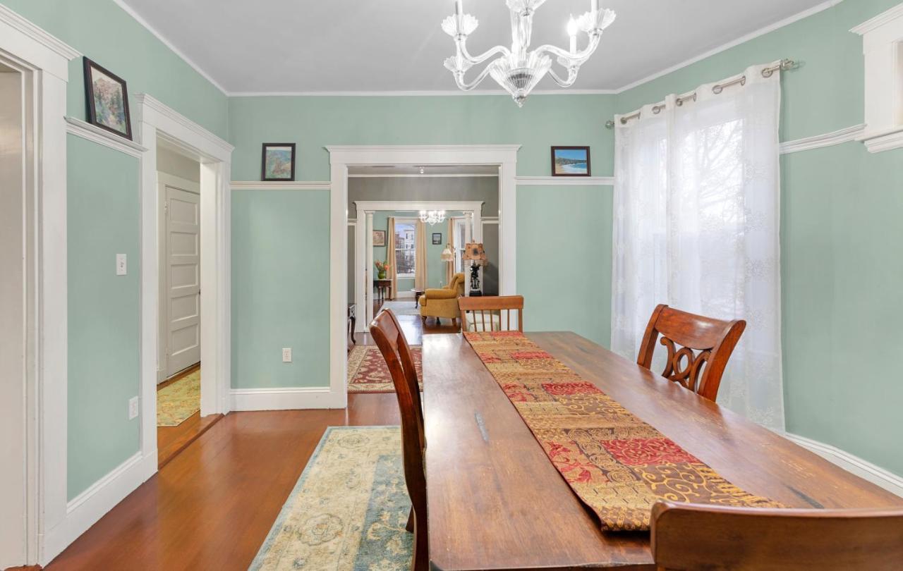 Bright & Spacious 2Br Apartment, Mins From Downtown Boston, Parking Zewnętrze zdjęcie