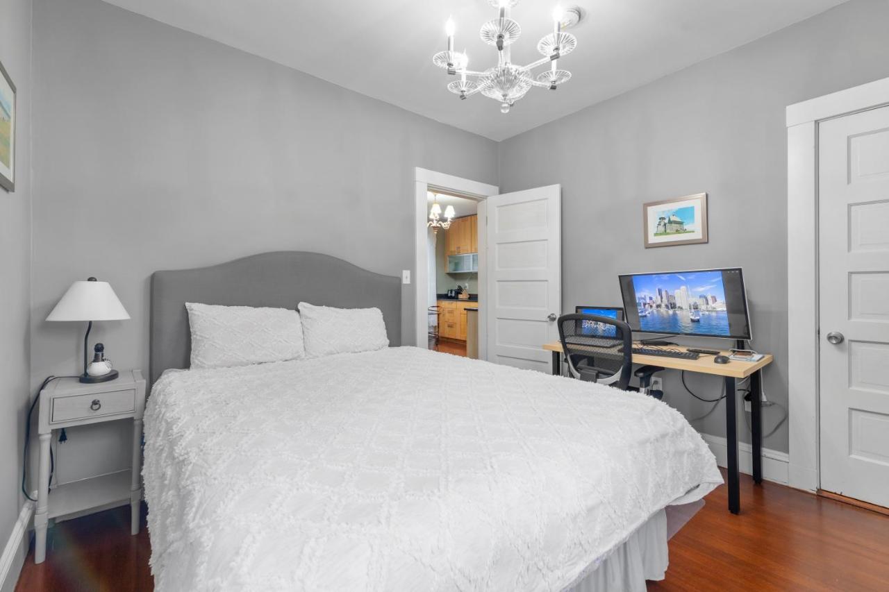 Bright & Spacious 2Br Apartment, Mins From Downtown Boston, Parking Zewnętrze zdjęcie