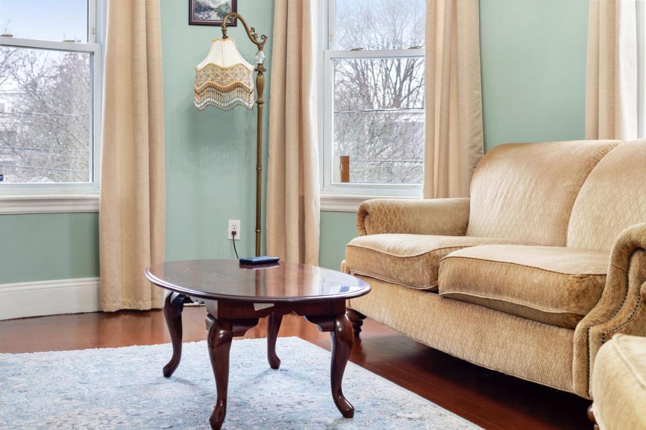 Bright & Spacious 2Br Apartment, Mins From Downtown Boston, Parking Zewnętrze zdjęcie