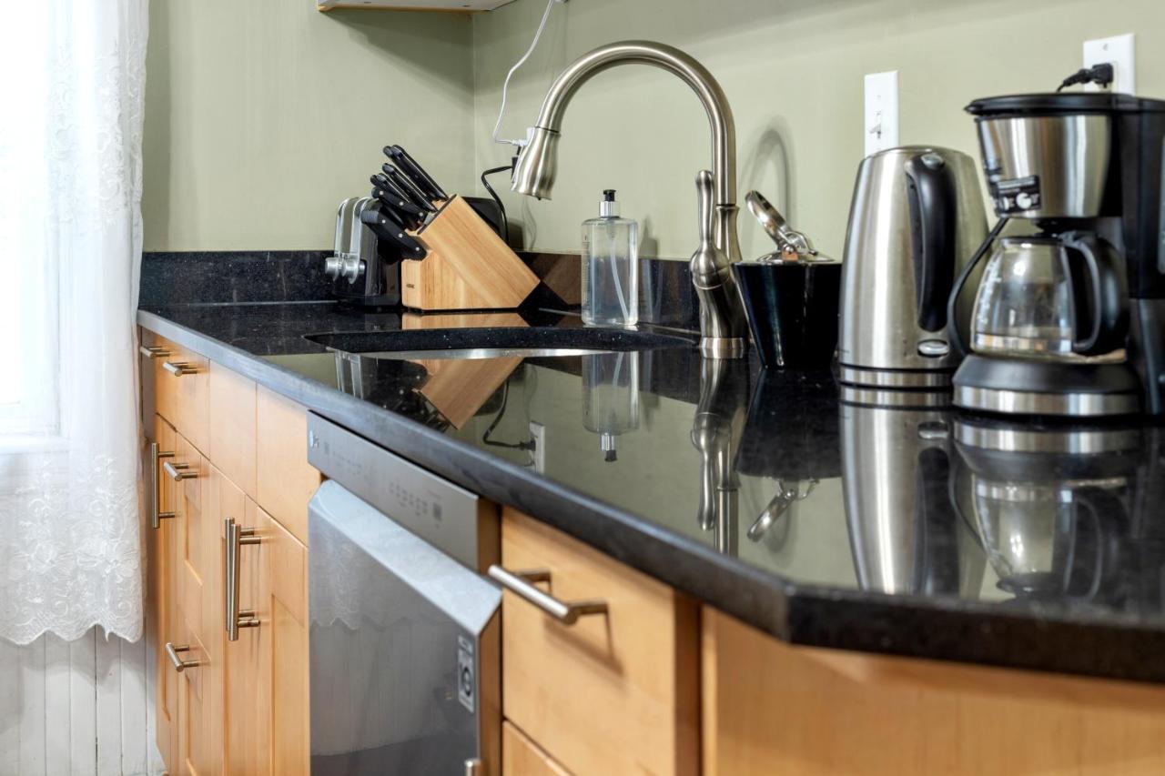 Bright & Spacious 2Br Apartment, Mins From Downtown Boston, Parking Zewnętrze zdjęcie
